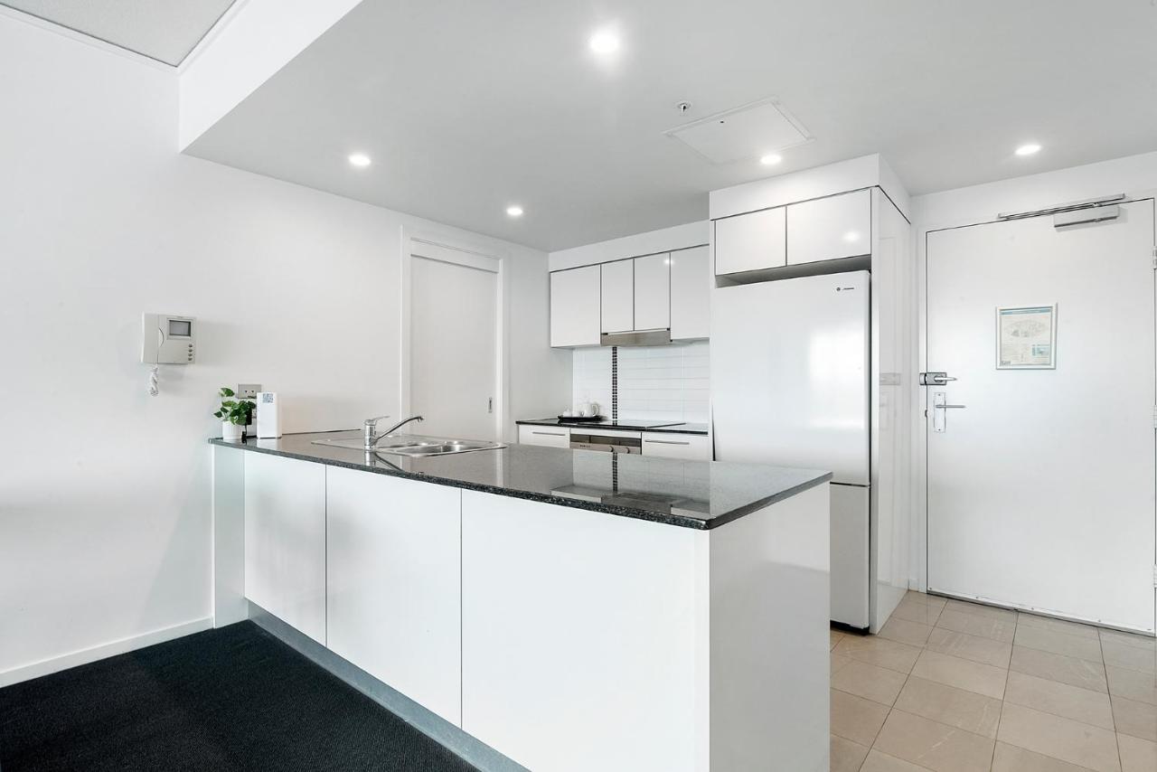 Sierra Grand Broadbeach - Self Contained & Privately Managed Apartments Голд-Кост Екстер'єр фото
