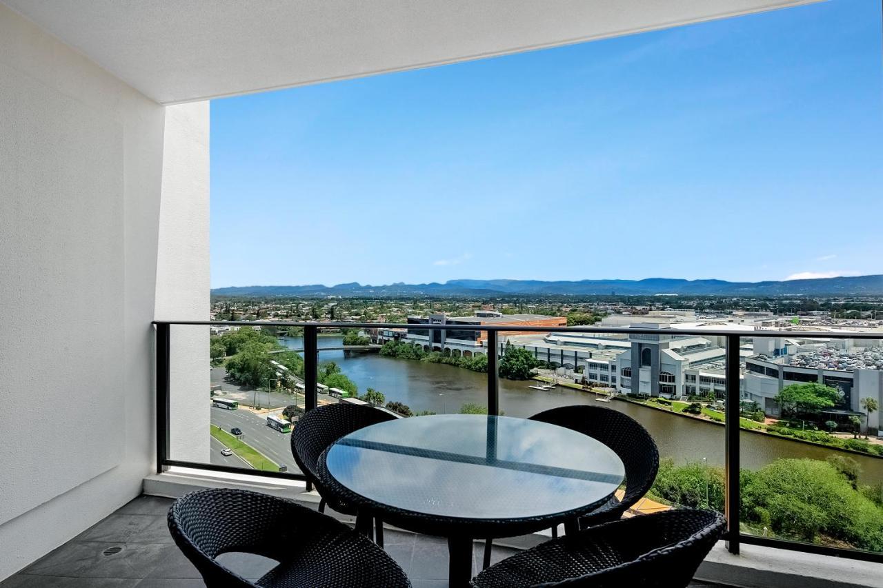 Sierra Grand Broadbeach - Self Contained & Privately Managed Apartments Голд-Кост Екстер'єр фото