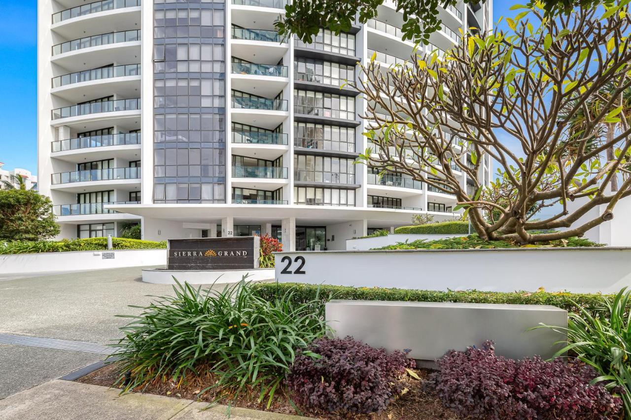 Sierra Grand Broadbeach - Self Contained & Privately Managed Apartments Голд-Кост Екстер'єр фото