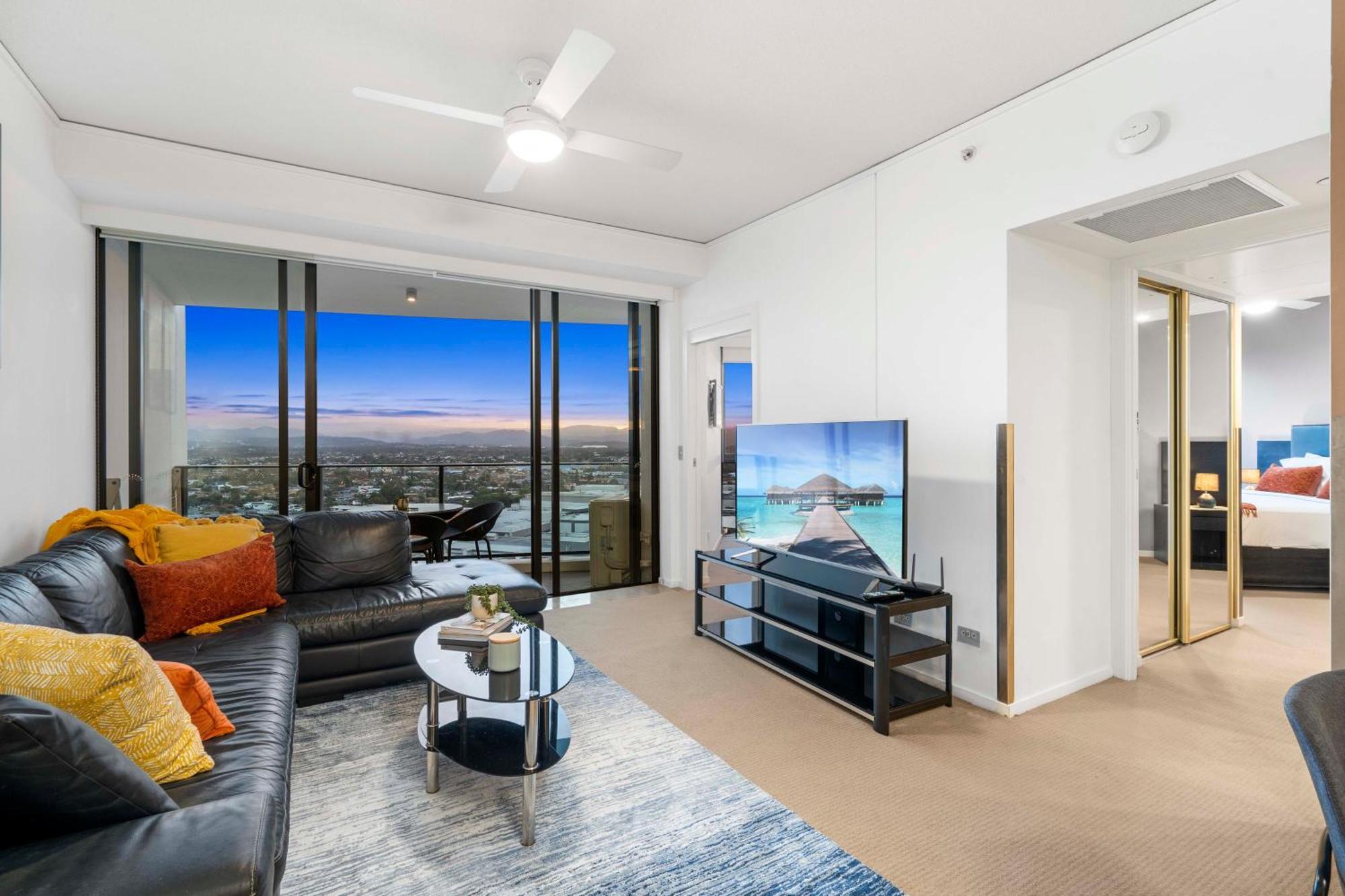 Sierra Grand Broadbeach - Self Contained & Privately Managed Apartments Голд-Кост Екстер'єр фото