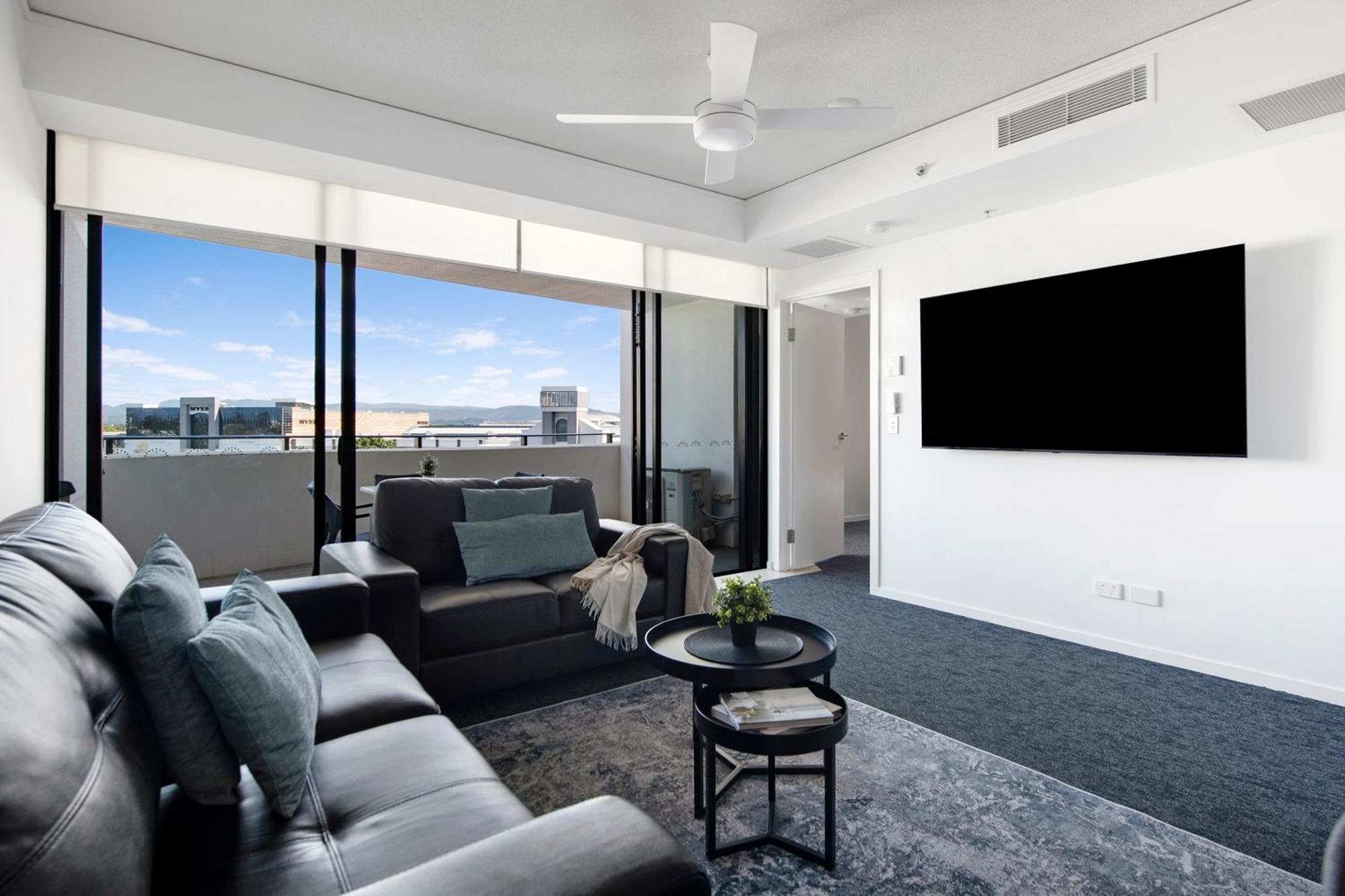 Sierra Grand Broadbeach - Self Contained & Privately Managed Apartments Голд-Кост Екстер'єр фото